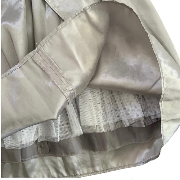 Sugar Plum Dress / Colour: Silver / Size 10 - Picture 4 of 4